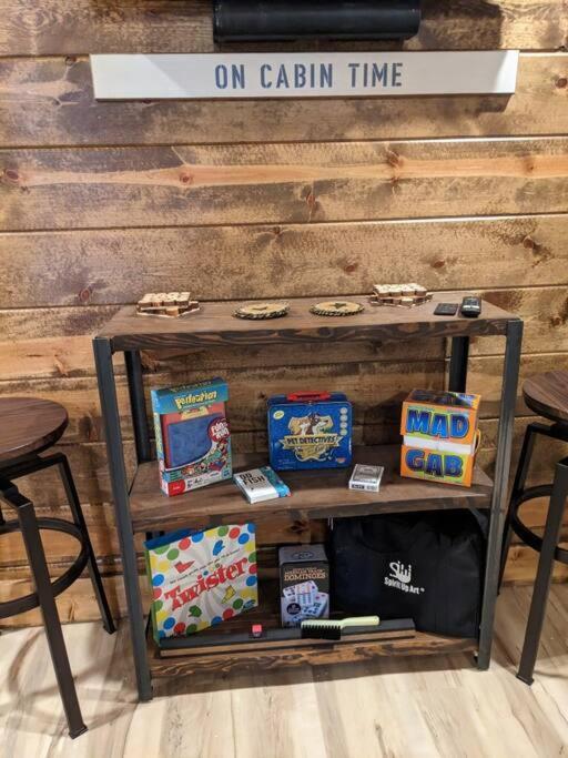 Lofted Pines Fun Family Friendly Hébergement de vacances Broken Bow